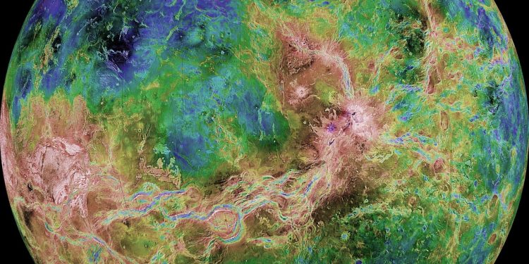 Neue Simulationen zeigen: Die Venus ist noch immer tektonisch aktiv