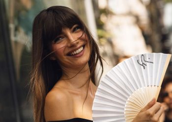 Volumen für feines Haar: Die fünf besten Textursprays im Vergleich