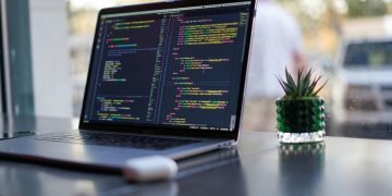 GitHub von schwerer Störung getroffen: Copilot und APIs betroffen