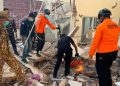 Schweres Erdbeben der Stärke 7,7 trifft indonesische Insel Flores